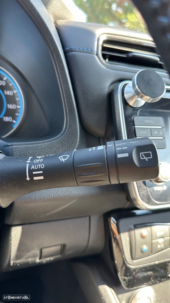 Nissan Leaf N-Connecta - 34