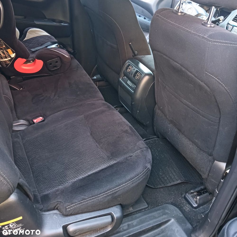Nissan Pathfinder - 7