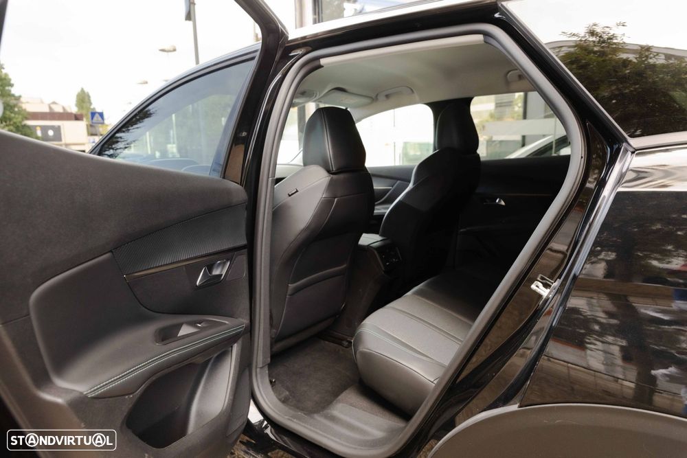 Peugeot 3008 1.2 PureTech Allure EAT8 - 13