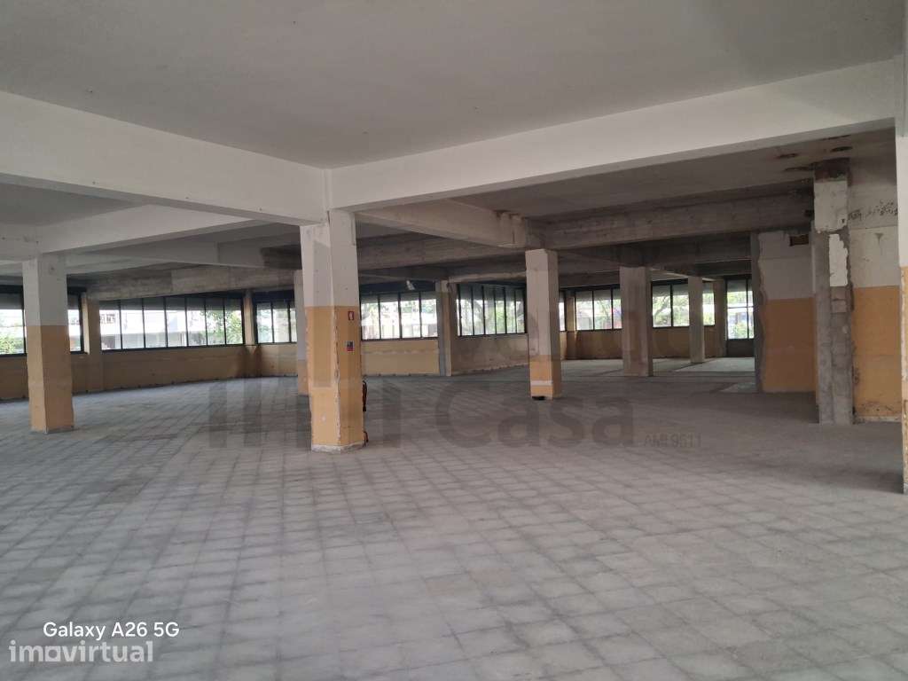 Edifício de escritórios para arrendamento em Braga - Grande imagem: 3/10
