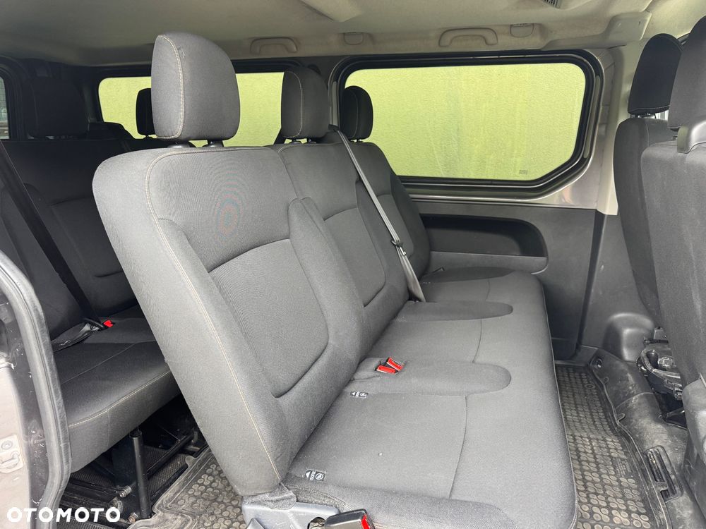 Renault Trafic Grand 1.6 dCi - 7