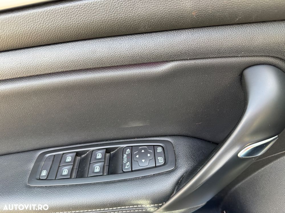 Renault Megane 1.5 dCi Dynamique Aut. - 8