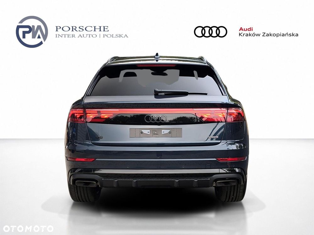 Audi Q8 - 8