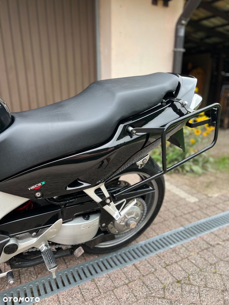 Honda VFR - 24