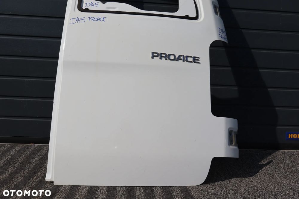 DRZWI TYLNE PRAWE CITROEN JUMPY III FIAT SCUDO III TOYOTA PROACE II EXPERT III 084726D04 2016 - 11