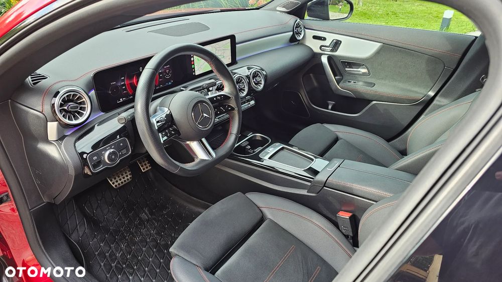 Mercedes-Benz CLA 250 mHEV 4-Matic AMG Line 8G-DCT - 26