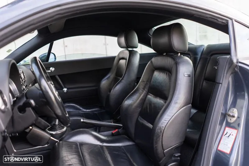 Audi TT Coupé - 9