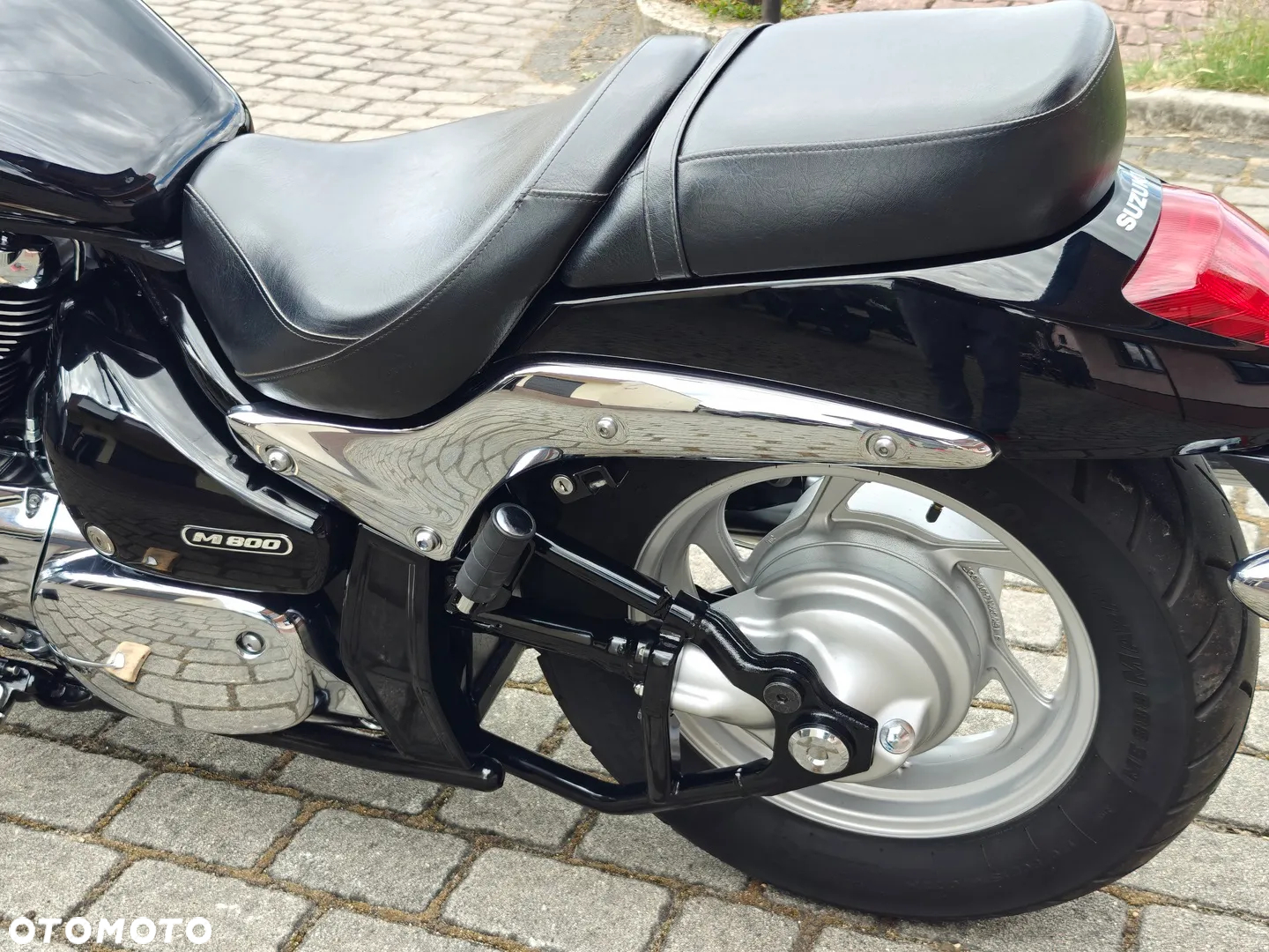 Suzuki Intruder - 17