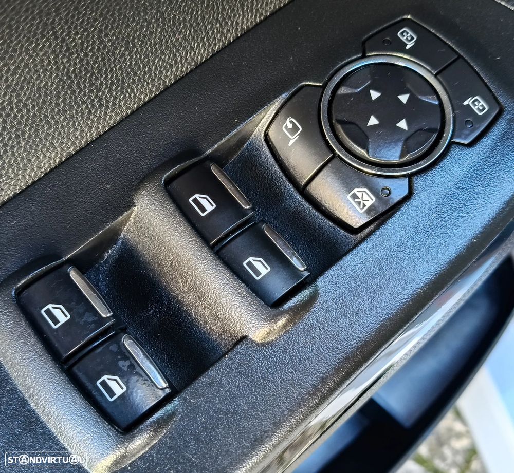 Ford EcoSport 1.0 EcoBoost ST-Line Plus - 13