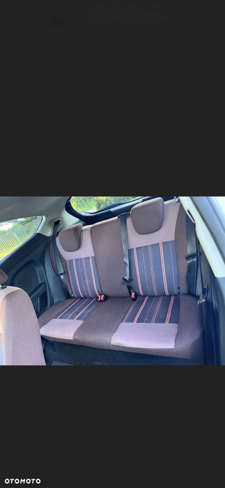 Ford Fiesta 1.25 Ambiente - 7