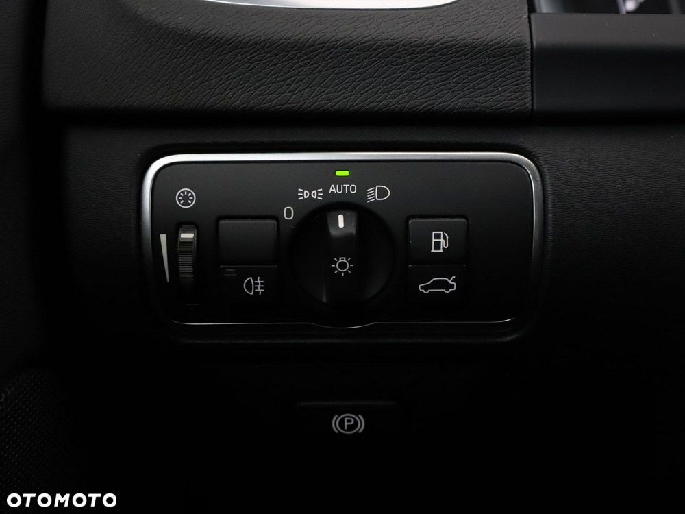 Volvo S60 T3 Geartronic Linje Svart - 32