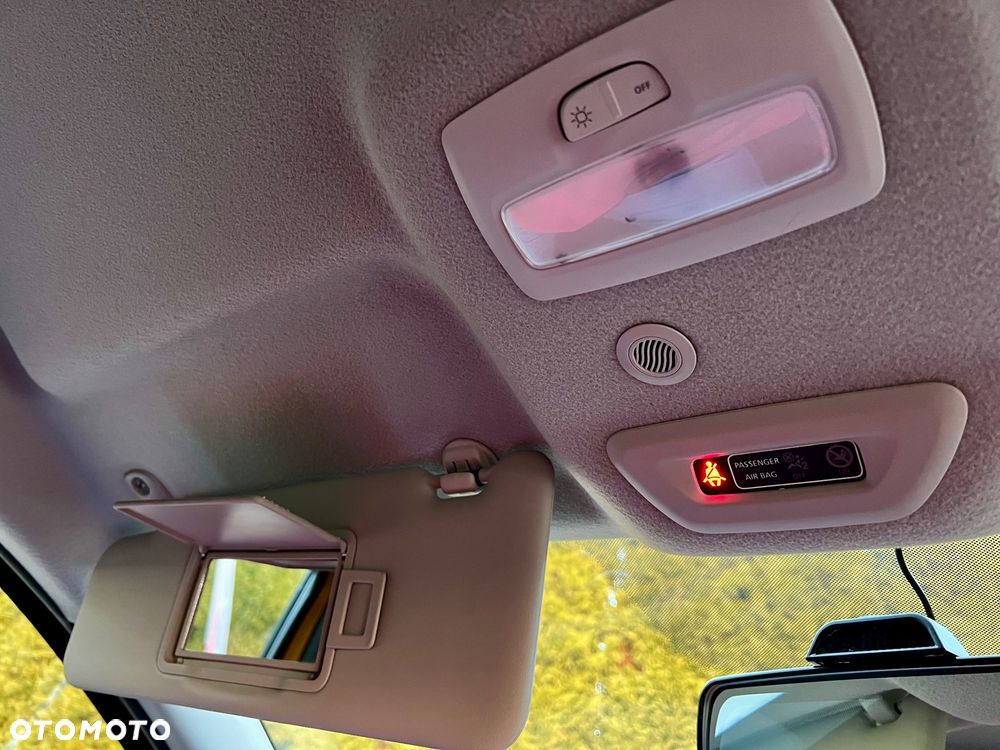 Dacia Duster 1.6 SCe Laureate S&S - 26