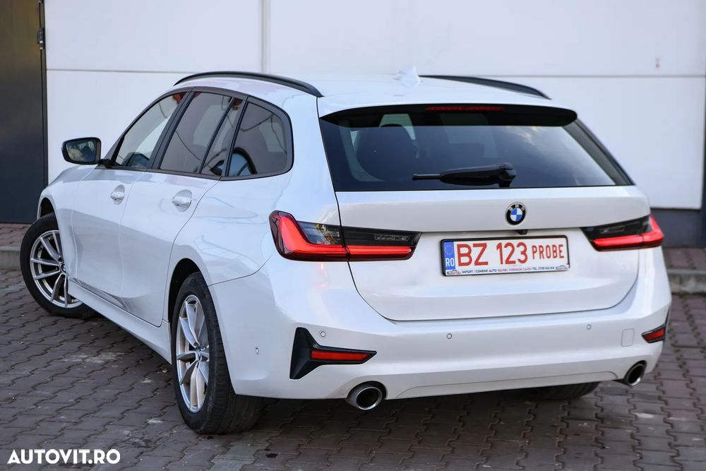 BMW Seria 3 320d Touring xDrive Aut. Advantage - 28