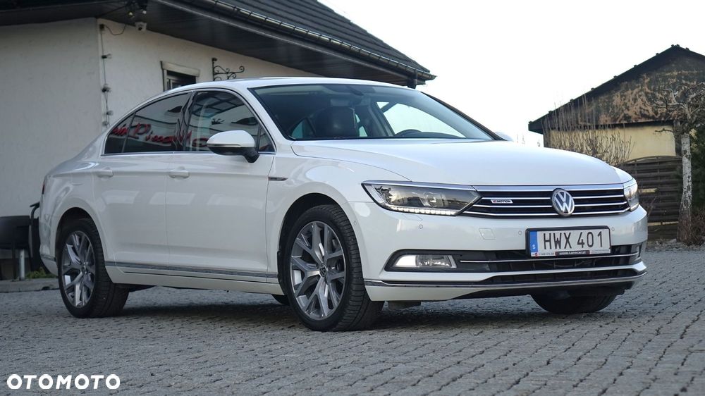 Volkswagen Passat - 16