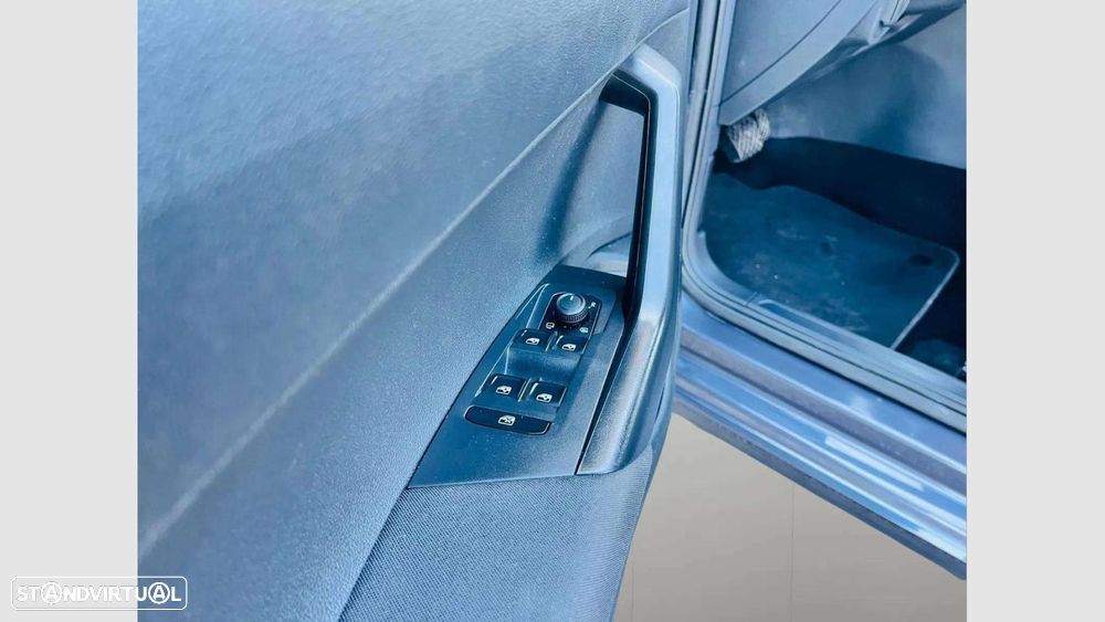 VW Polo 1.0 TSI Urban DSG - 19