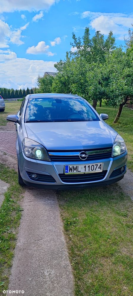 Opel Astra 2.0 T Sport - 11