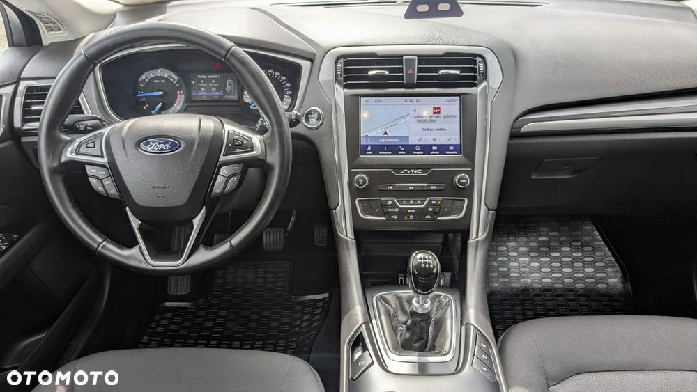 Ford Mondeo - 22