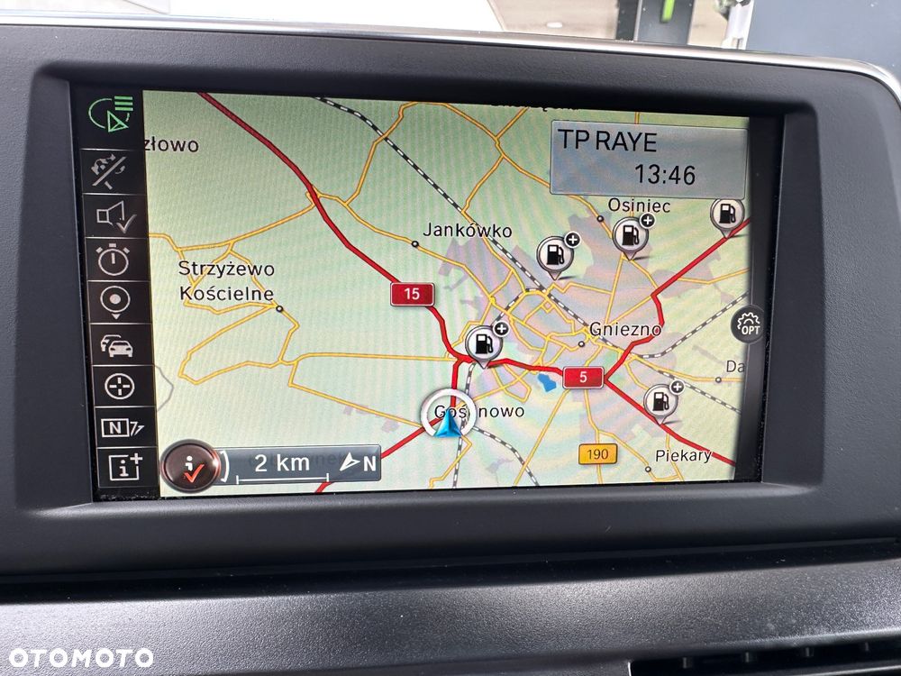 BMW Seria 2 218d - 12