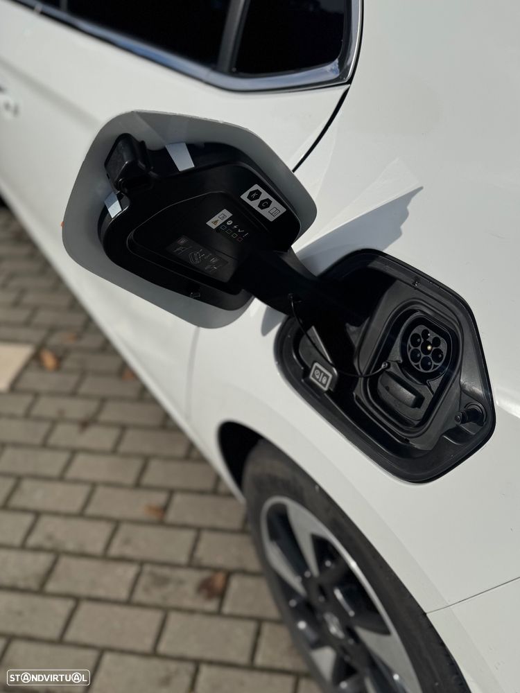 Opel Corsa-e Elegance - 4