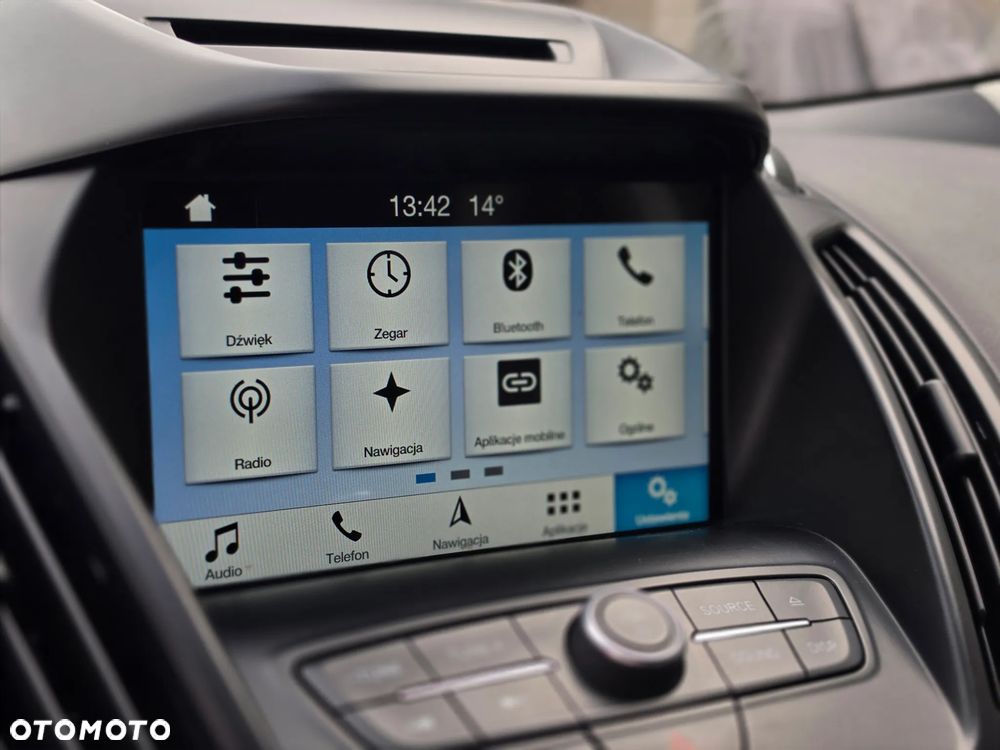 Ford Kuga - 23