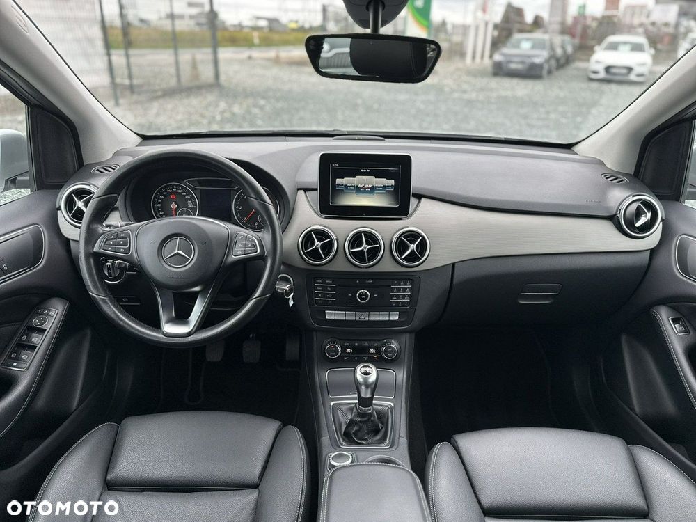 Mercedes-Benz Klasa B 180 CDI BlueEFFICIENCY Edition Style - 26