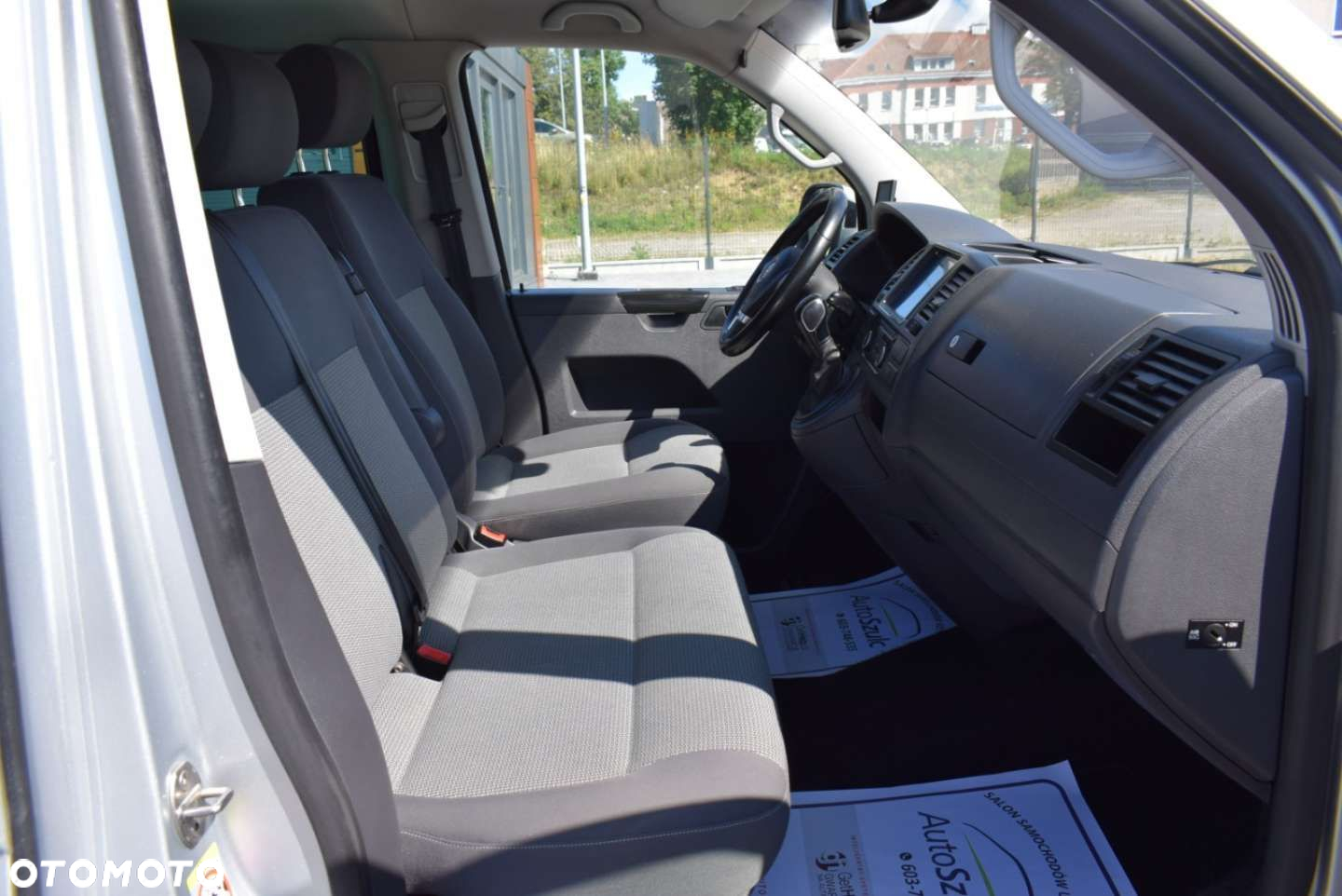 Volkswagen Transporter - 25