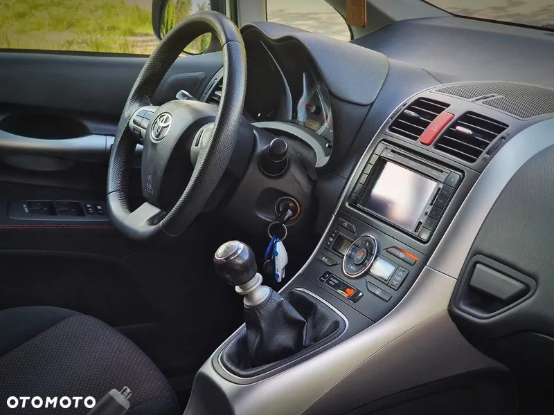 Toyota Auris 1.6 Edition - 19