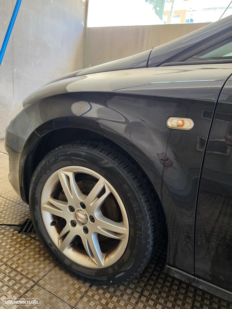 SEAT Leon 1.6 TDI DPF Ecomotive Style - 7