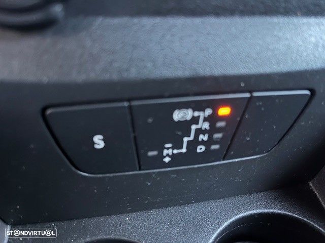 Citroën C3 1.2 PureTech Shine EAT6 - 10