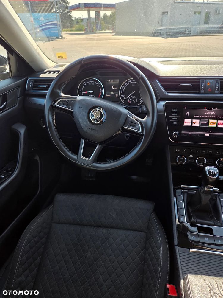 Skoda Superb 2.0 TDI Style - 19