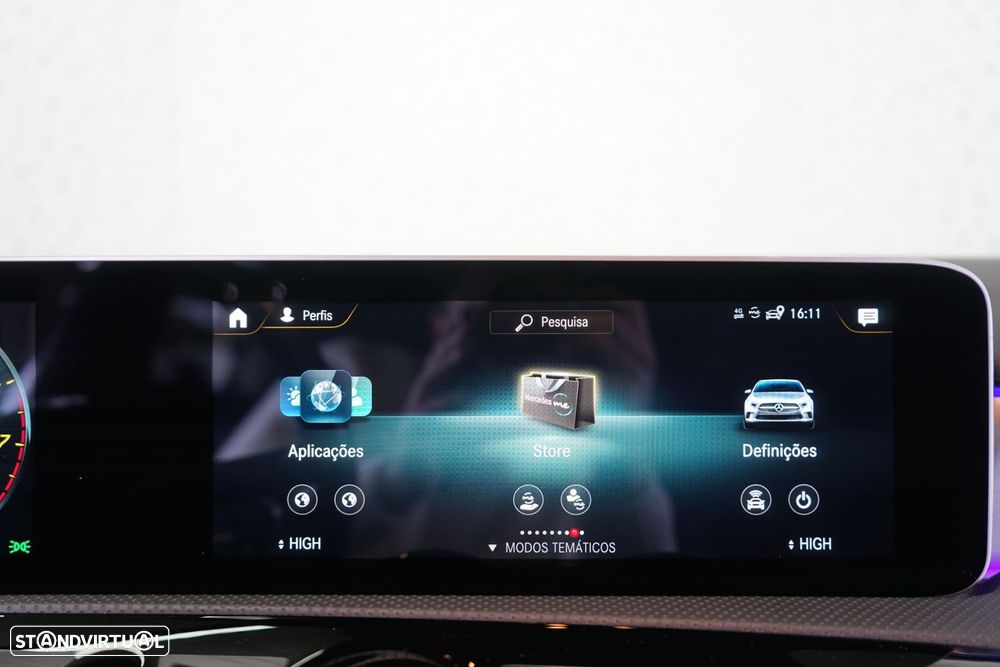 Mercedes-Benz A 180 7G-DCT AMG Line - 37