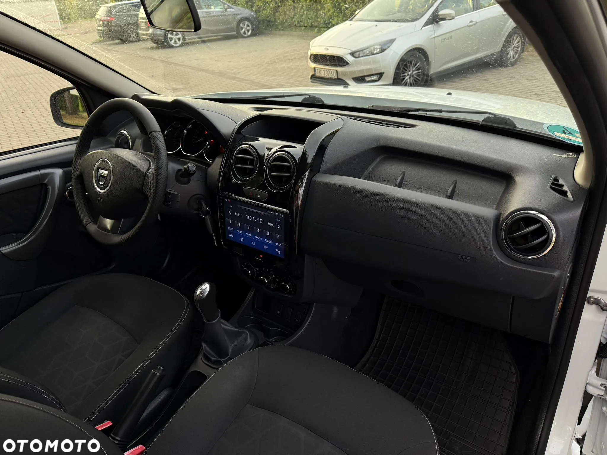 Dacia Duster 1.6 SCe Prestige - 10