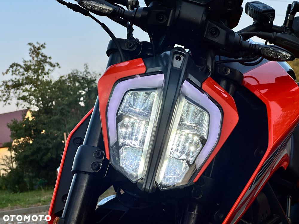 KTM Duke 125 - 8