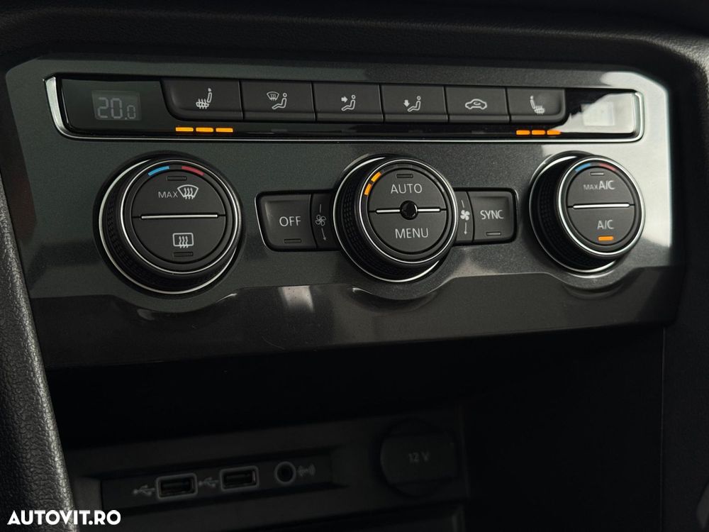 Volkswagen Tiguan - 14