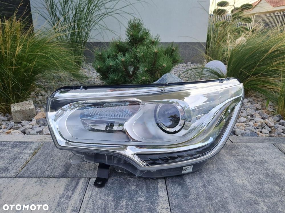 CITROEN DS4 C4 Lampa lewa przód Bi Xenon Dynamic Skrętna 2011-2015 - 1