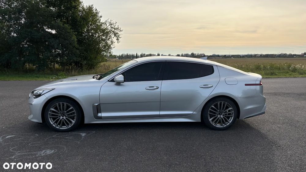 Kia Stinger 2.0 T-GDI L - 4