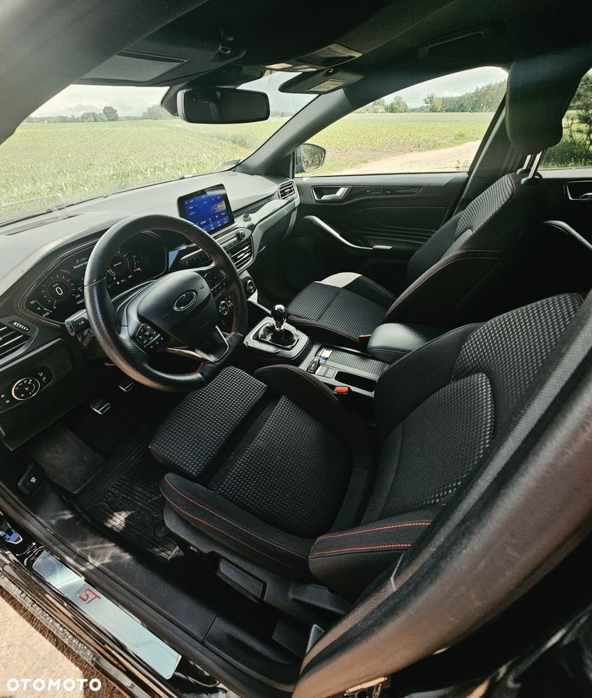 Ford Focus - 6