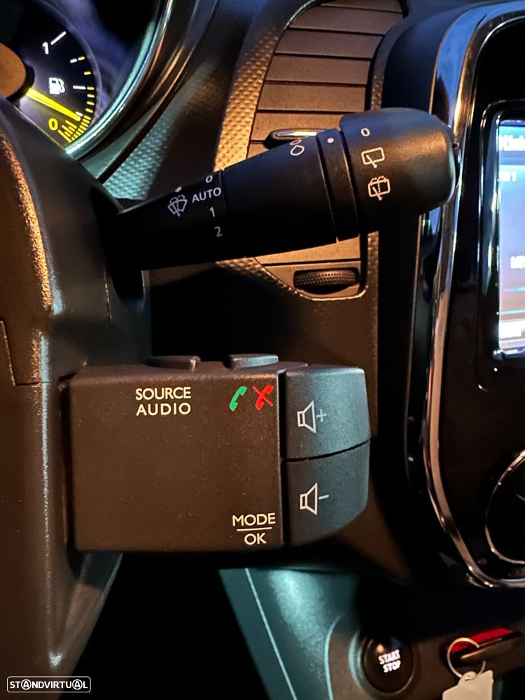 Renault Captur ENERGY TCe 120 EDC Luxe - 14