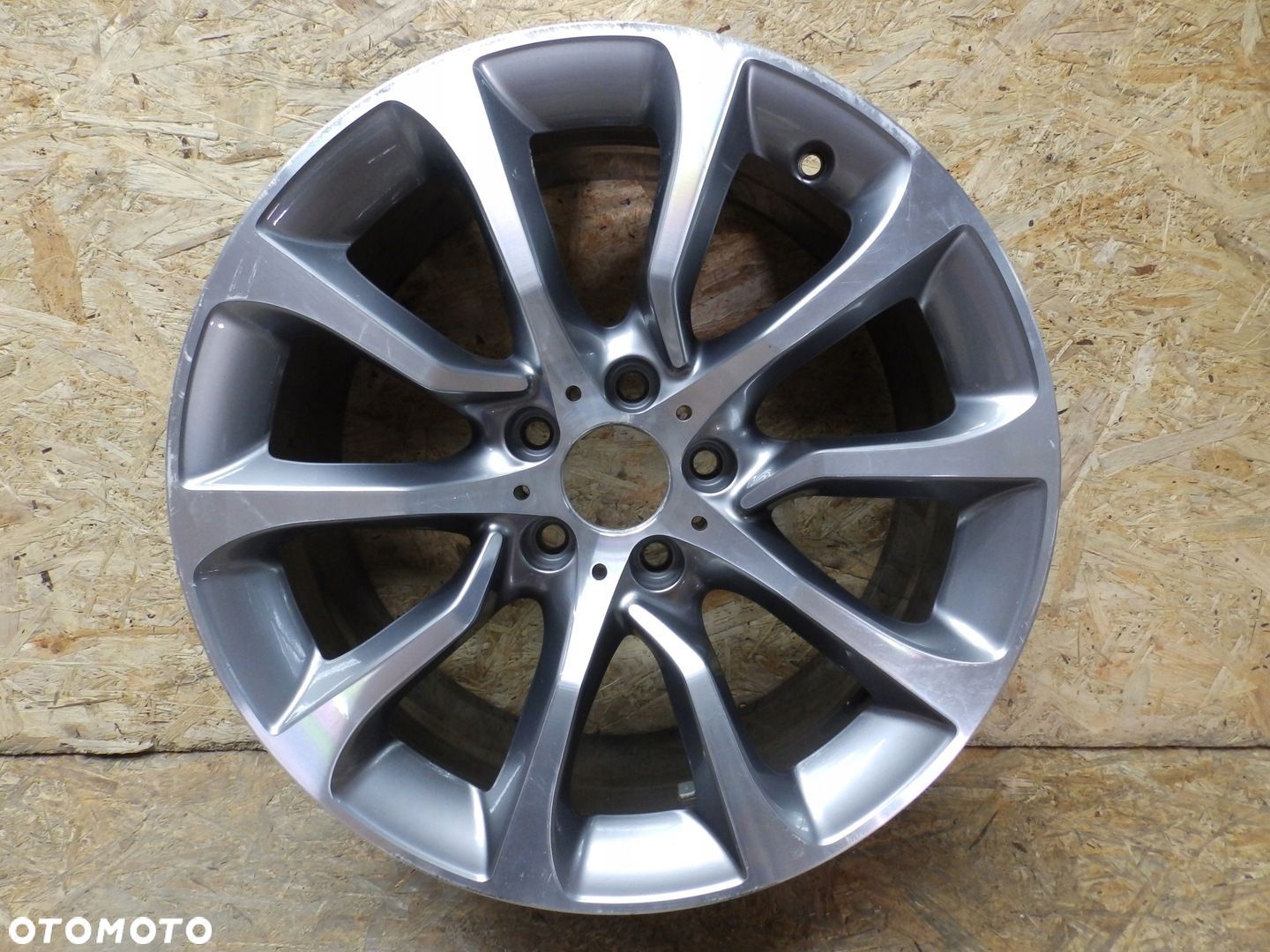 Felga BMW 5 6 8.5Jx19EH2 IS33 Et33 5x120 - 1