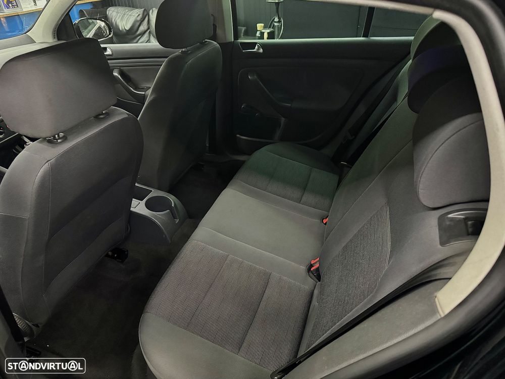 VW Golf 1.4i Confortline - 12