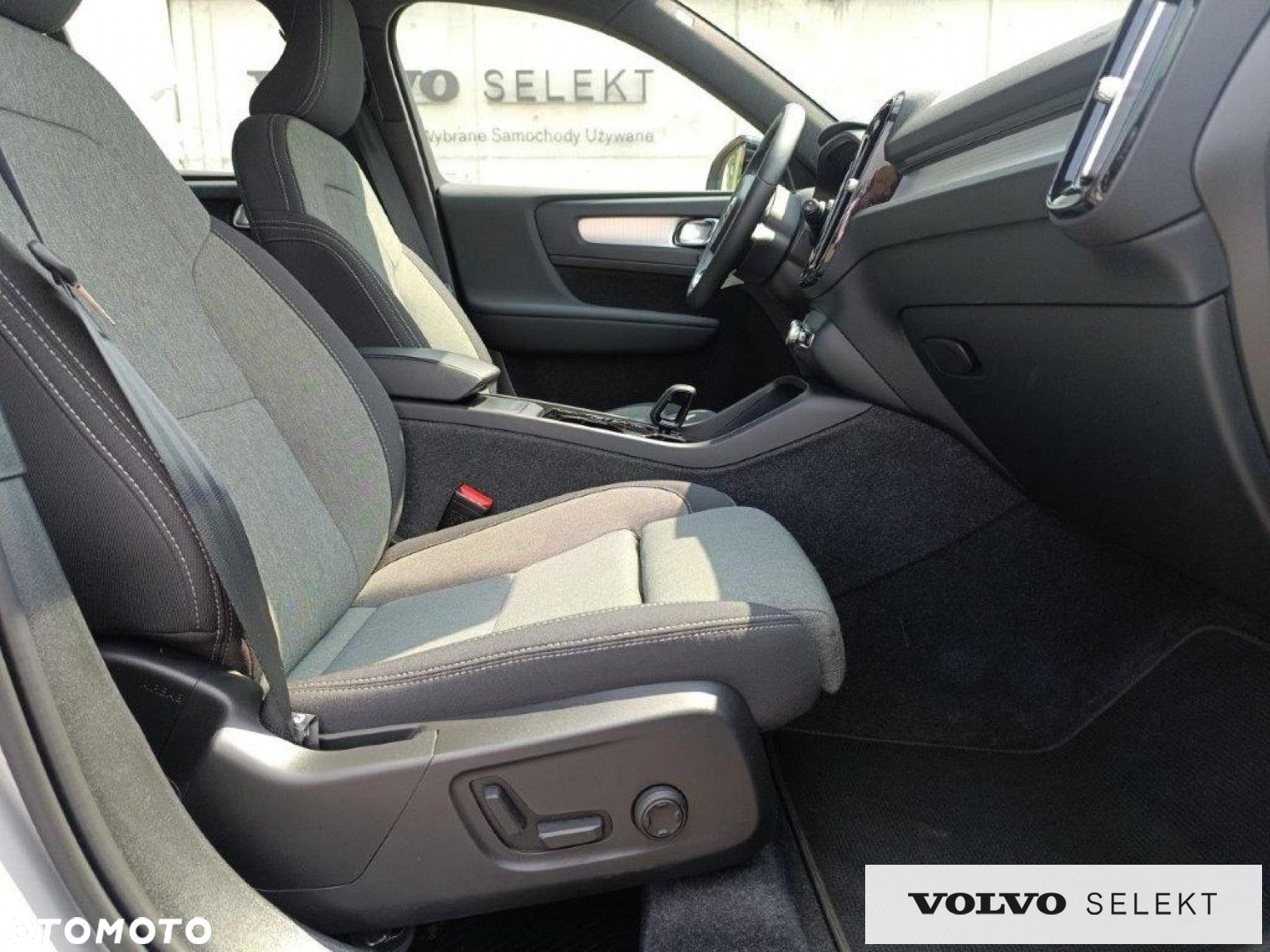 Volvo XC 40 - 12