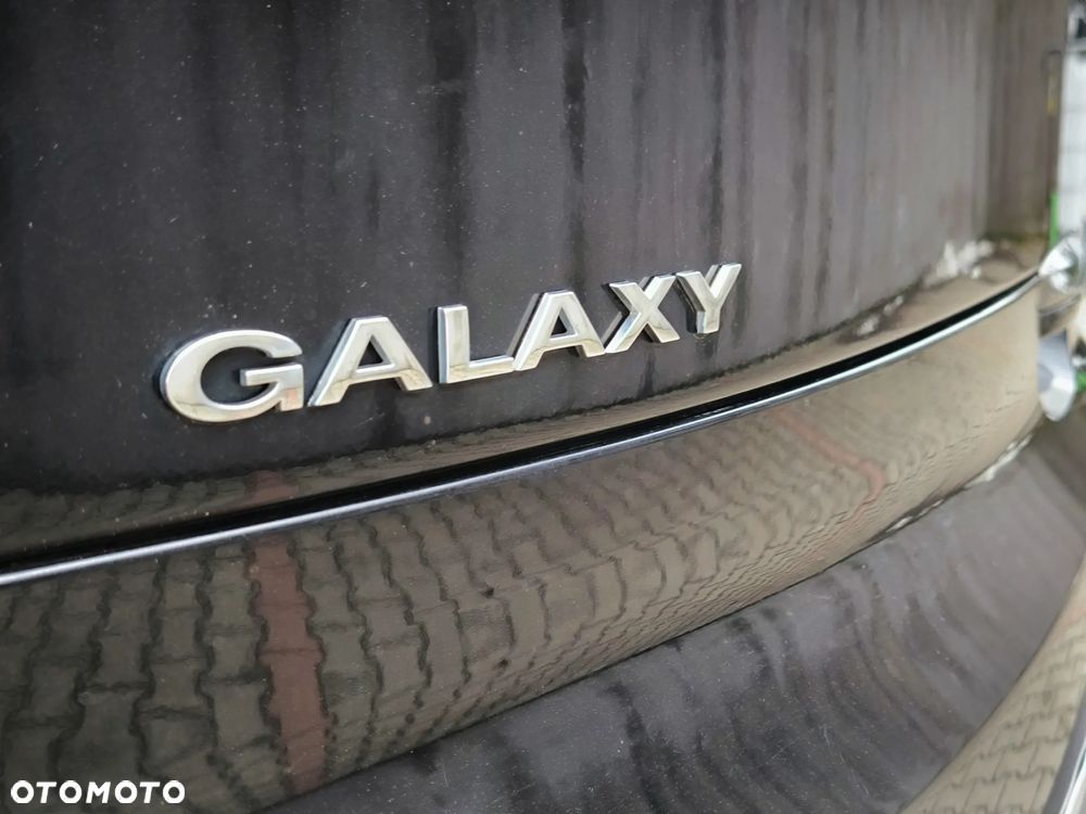 Ford Galaxy 2.0 TDCi Titanium - 35