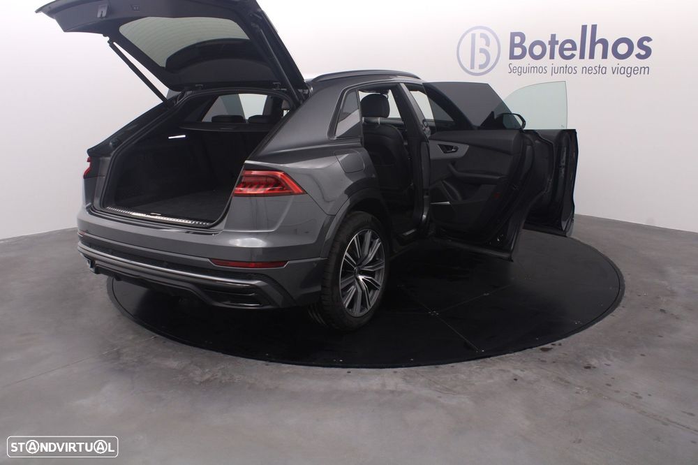 Audi Q8 50 TDI quattro Tiptronic - 15