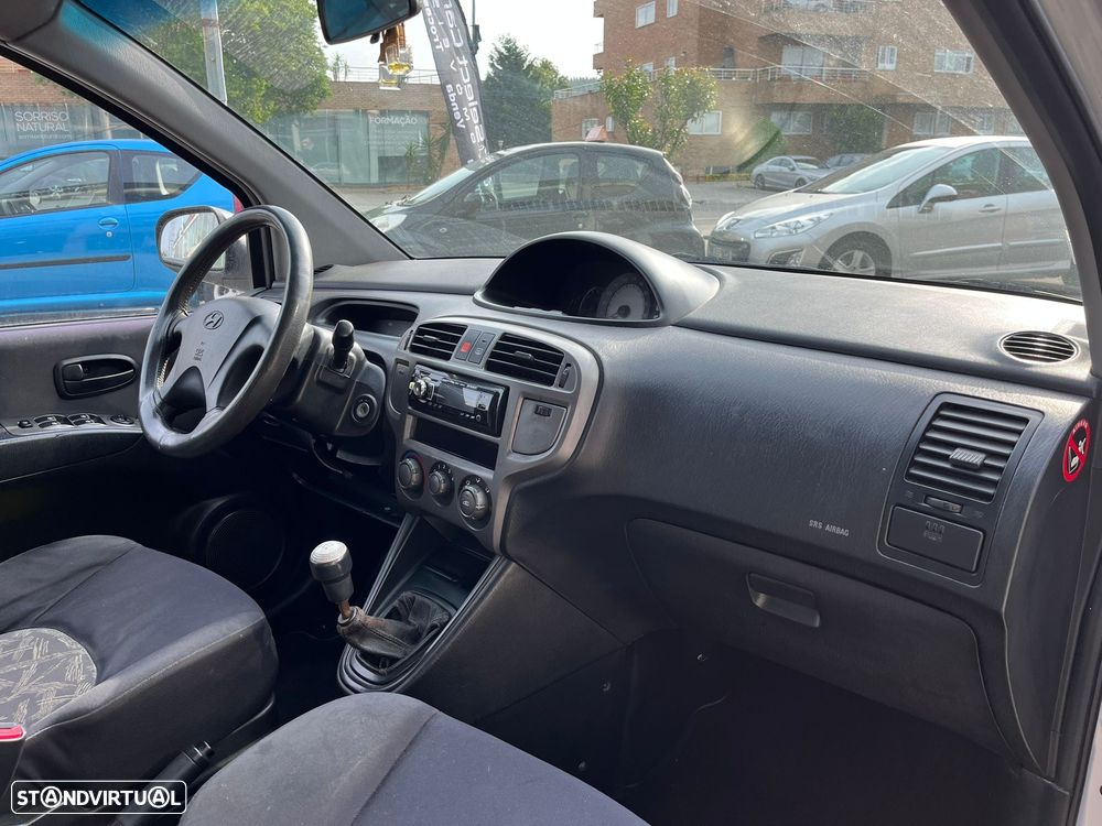 Hyundai Matrix 1.5 CRDi GLS - 13