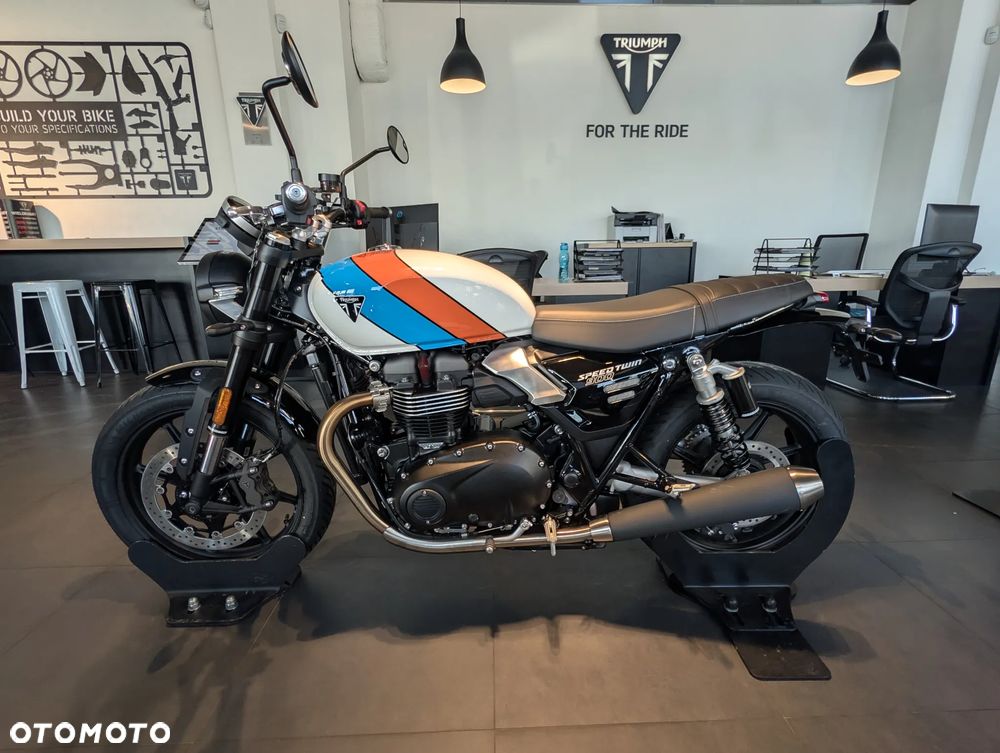 Triumph Speed Twin - 3