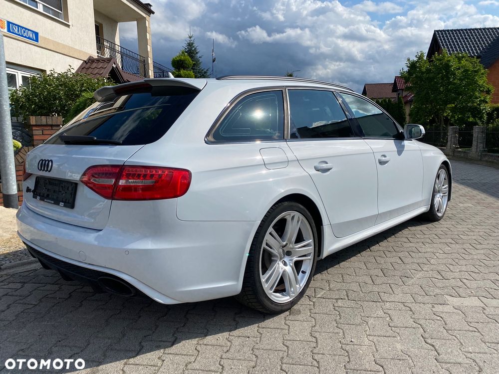 Audi RS4 Avant Avant S tronic - 8