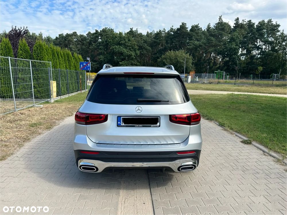 Mercedes-Benz GLB 220 d 4-Matic AMG Line 8G-DCT - 4