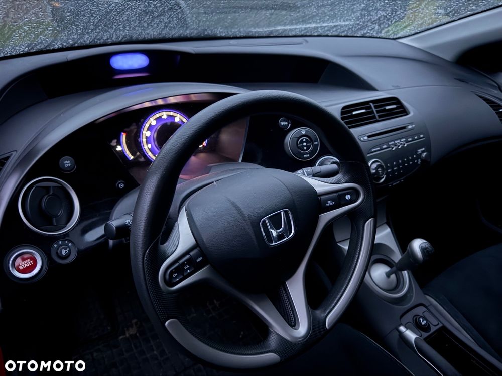 Honda Civic 1.4 Comfort - 9