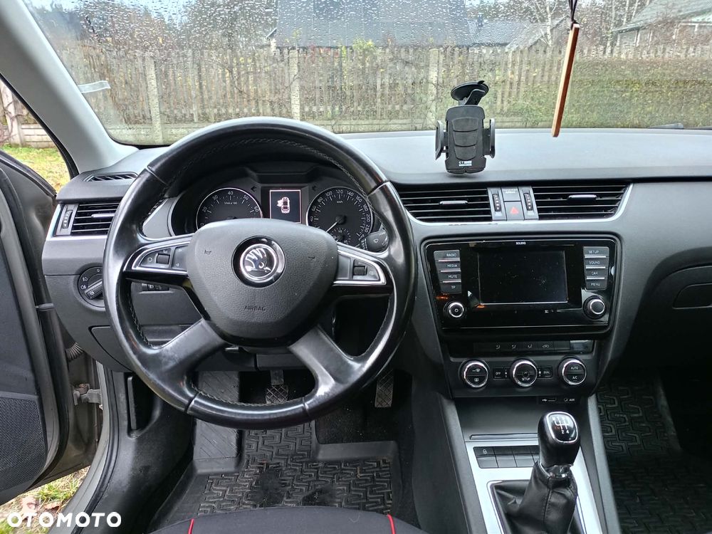 Skoda Octavia - 3