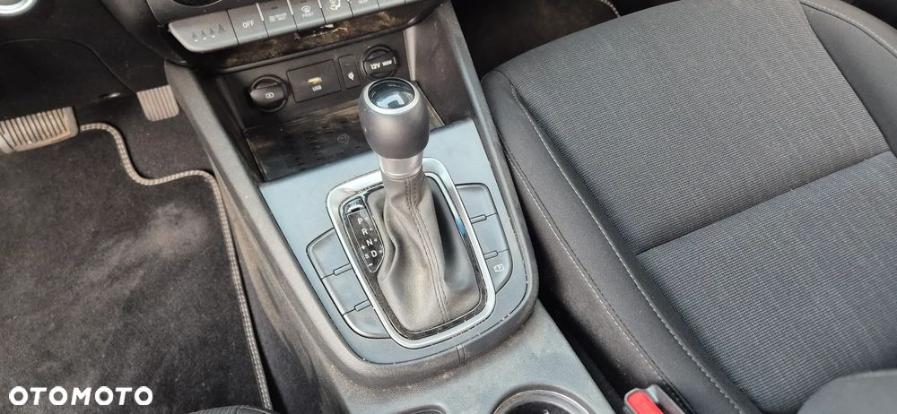 Hyundai Kona - 23